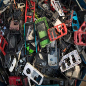 سامسونگ تا سال ۲۰۲۵ پلاستیک را از بسته بندی موبایل‌هایش حذف می‌کند