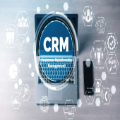 چه کسب و کارهایی به نرم افزار CRM نیاز دارند؟