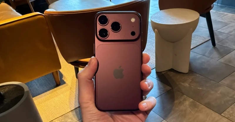 EE قیمت‌گذاری iPhone Handoff را برای کاربران بریتانیا اعلام کرد