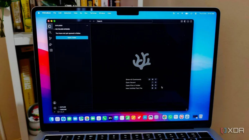 VSCodium بدون تلمتری مایکروسافت؛ بهایی که در افزونهها و قابلیتها میپردازید