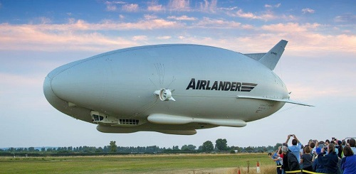 ماشین پرنده هواپیمای بدون سرنشین Airlander 10 HAV