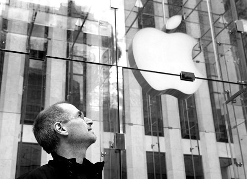 اپل استیو جابز تیم کوک مدیرعامل اپل مؤسس اپل