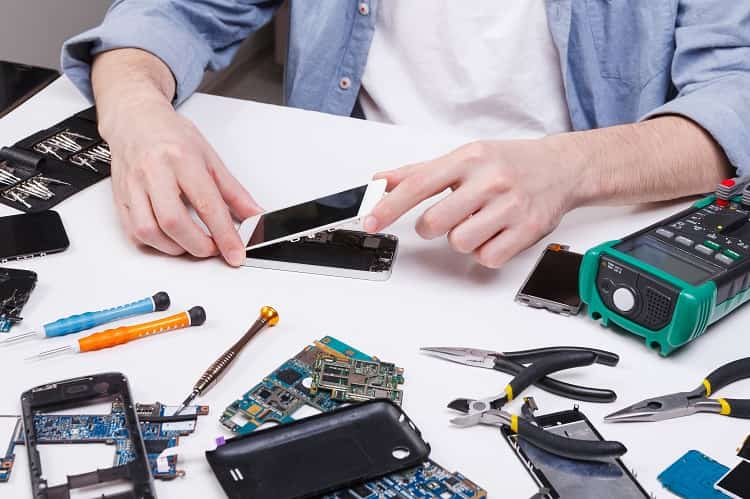 آموزش تعمیرات موبایل با مدرک فنی حرفه ای